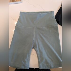 Lululemon Wunder Train Short